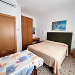 מלון דירות Casa Maria 3*