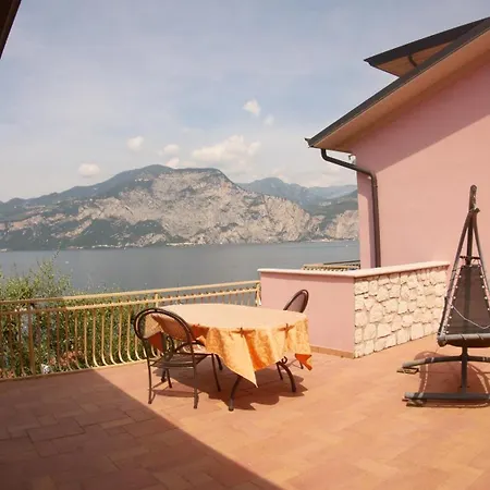 Casa Maria 아파트호텔 아센자디브렌조네